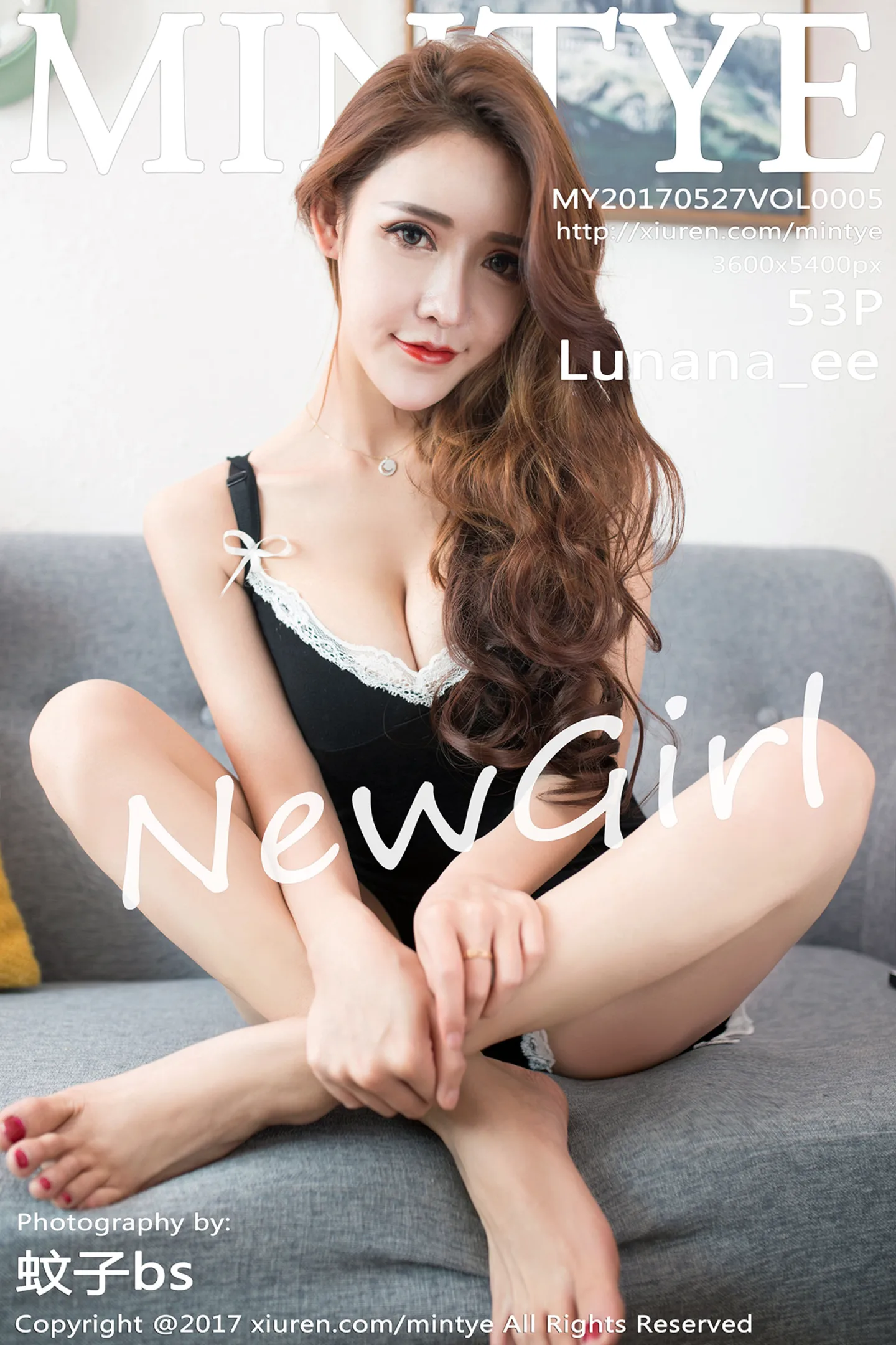 [MintYe薄荷叶]Vol.005_新人主播Lunana_lee黑色低胸吊带裙秀完美身材性感写真53P-秀人网 - XiuRen.Space